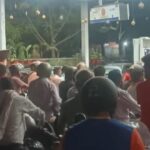 कीमत बढ़ने की आशंका से लखनऊ में पेट्रोल पंपों पर उमड़ी भीड़, रातभर लगी कतारें