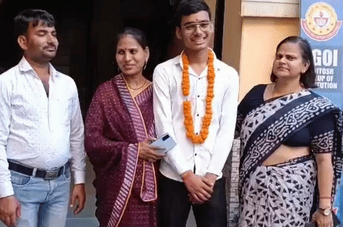 कानपुर का गौरव: एक स्कूल के 14 छात्रों ने यूपी टॉपर लिस्ट में दर्ज कराई मजबूत उपस्थिति