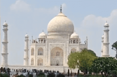 दोपहर बाद आगरा में बदल सकता है मौसम का मिजाज, आंधी और हल्की बारिश के संकेत