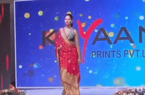 ‘वस्त्र उत्सव 2026’ में दिखा फैशन का नया अंदाज, गोरखपुर में 900 कारोबारियों ने लिया हिस्सा